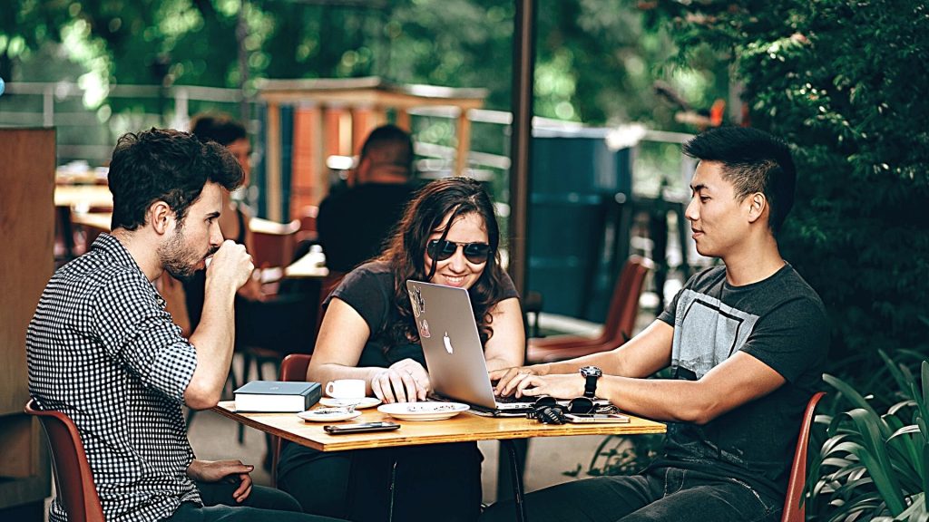 outdoor meetings for employees